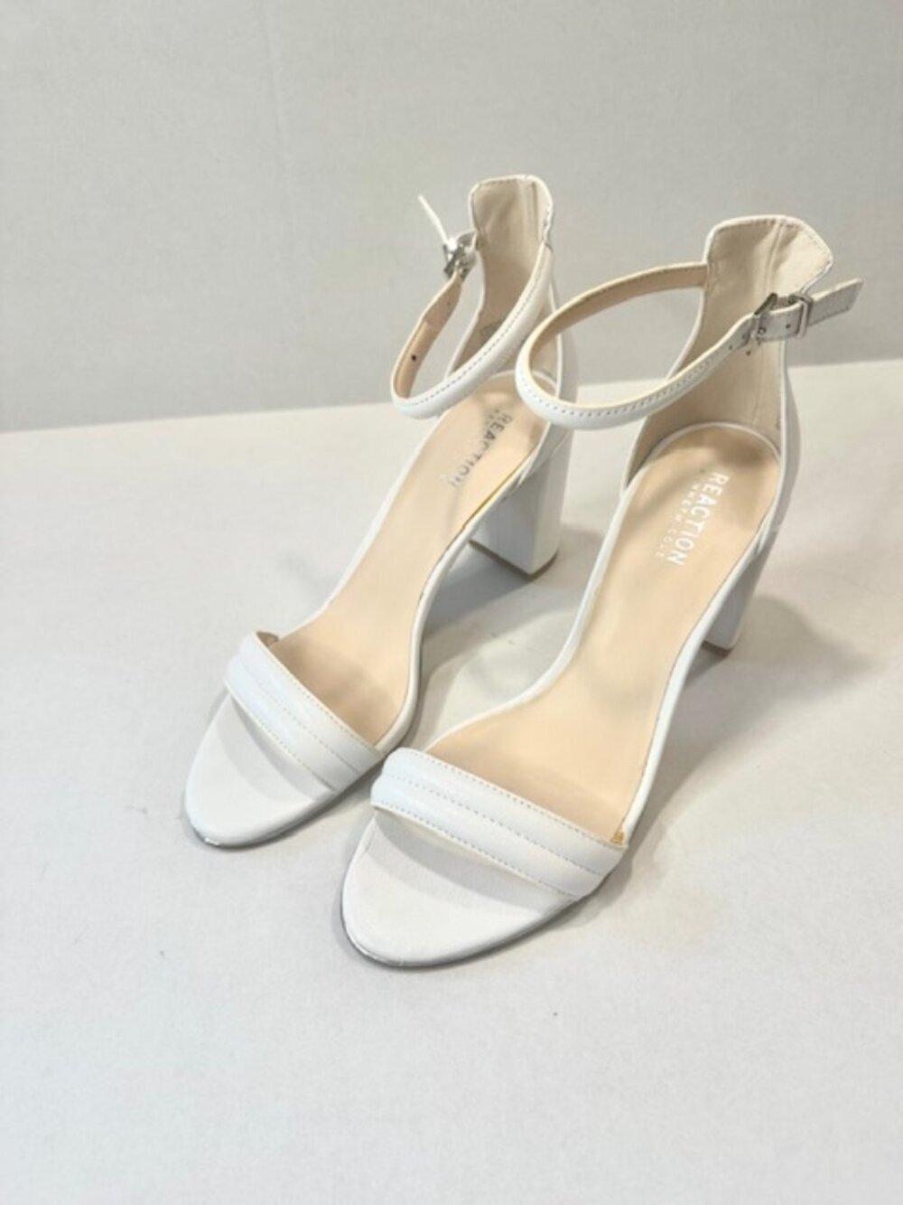 Kenneth Cole Reaction Womens Lolita Dress Sandals Block Heel White Size US 8.5
